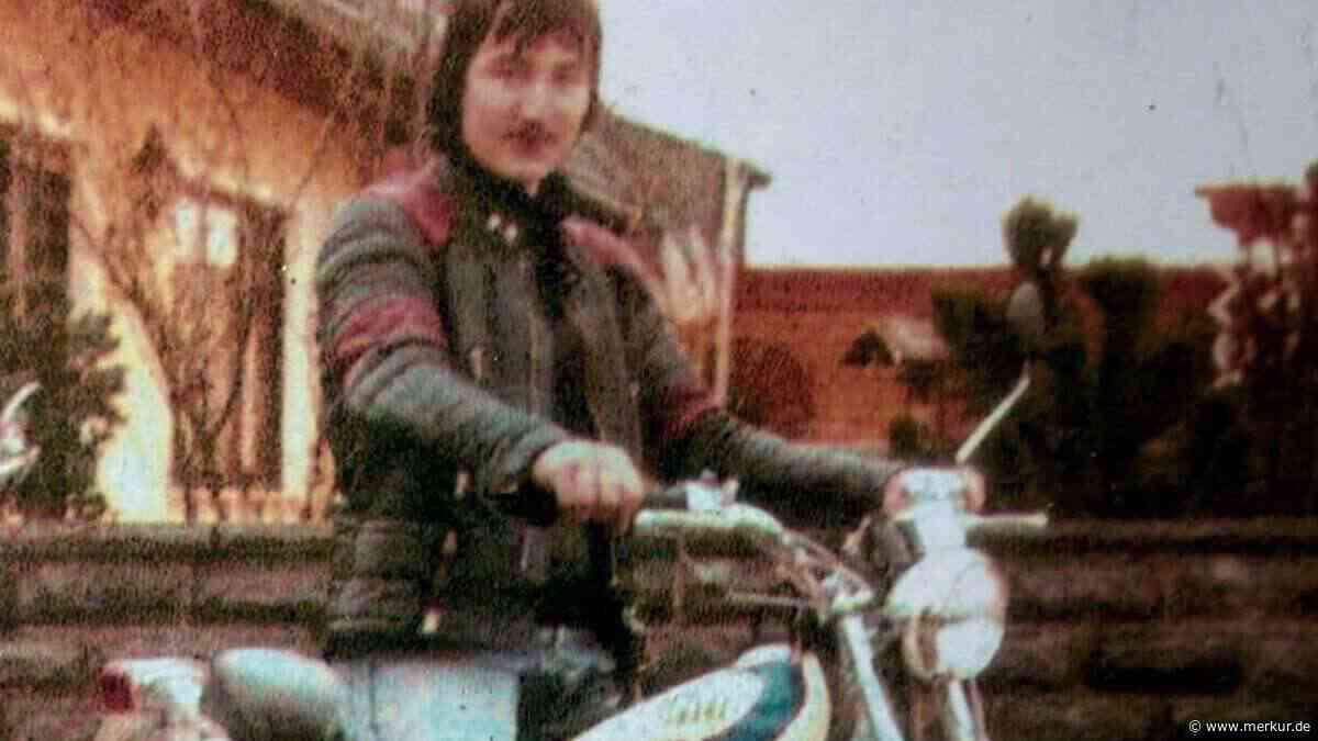 Fast nicht zu erkennen: Deutscher Topstar mit 16 auf seinem ersten Moped