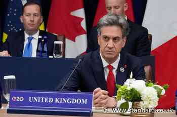 Miliband boycotted cancelled G20 photocall with Russian envoy over Ukraine