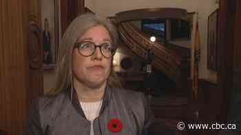 Parties ‘negotiating’ on reduced oversight hours, Holt says