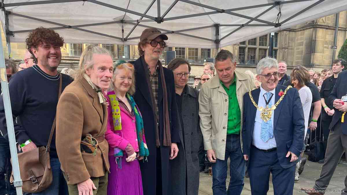 Jarvis Cocker and his Pulp band members cheered on by fans receiving special honour in Sheffield