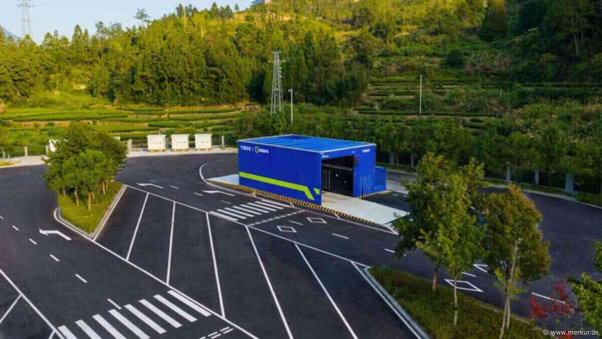 Elektro-Lkw ist in fünf Minuten wieder startklar – Batterie-Gigant setzt auf Akkuwechsel statt Laden