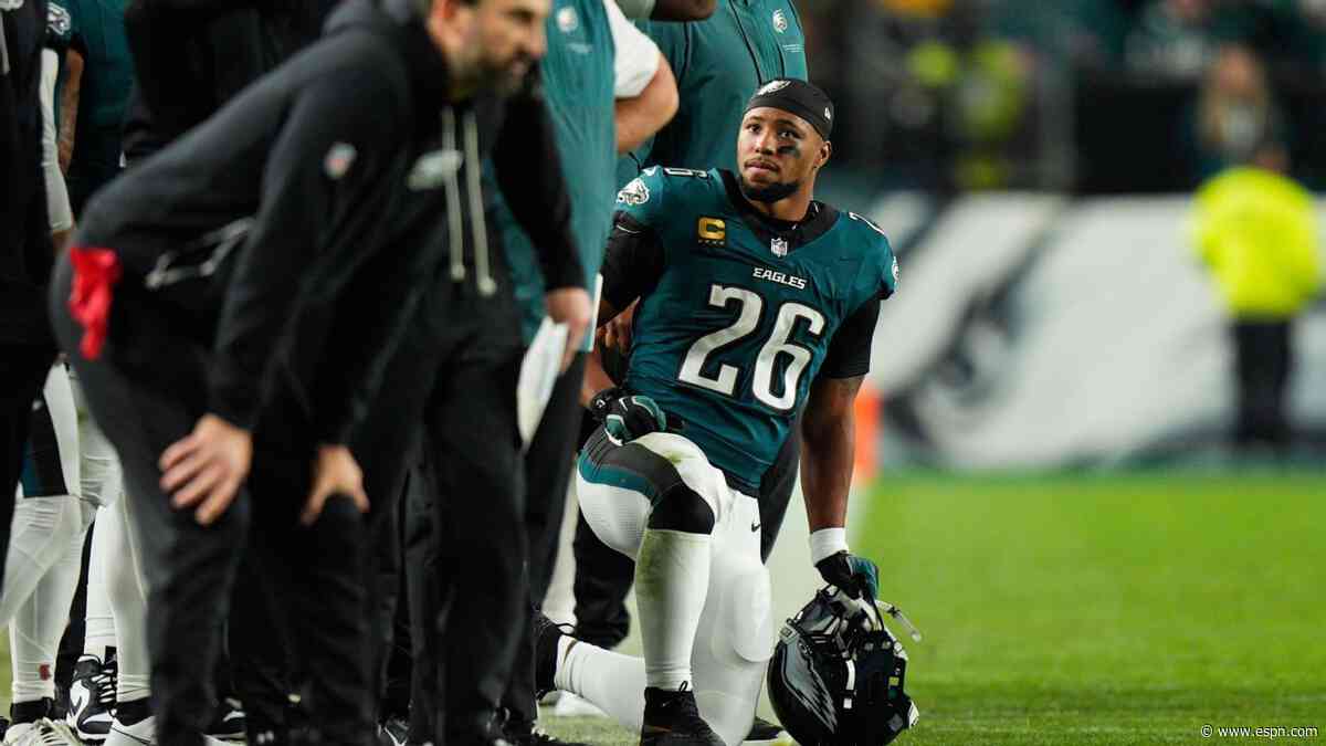 Eagles RB Barkley carries no injury designation
