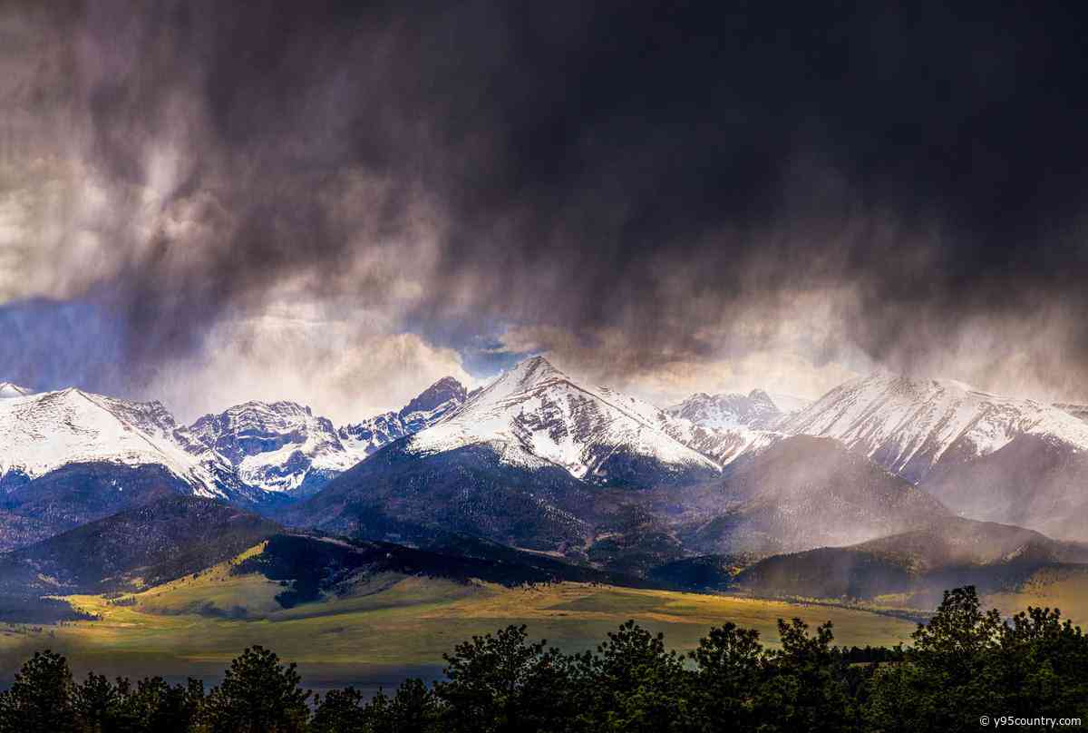 SE Wyoming Weather: Mild Halloween, Storm System Sunday Night