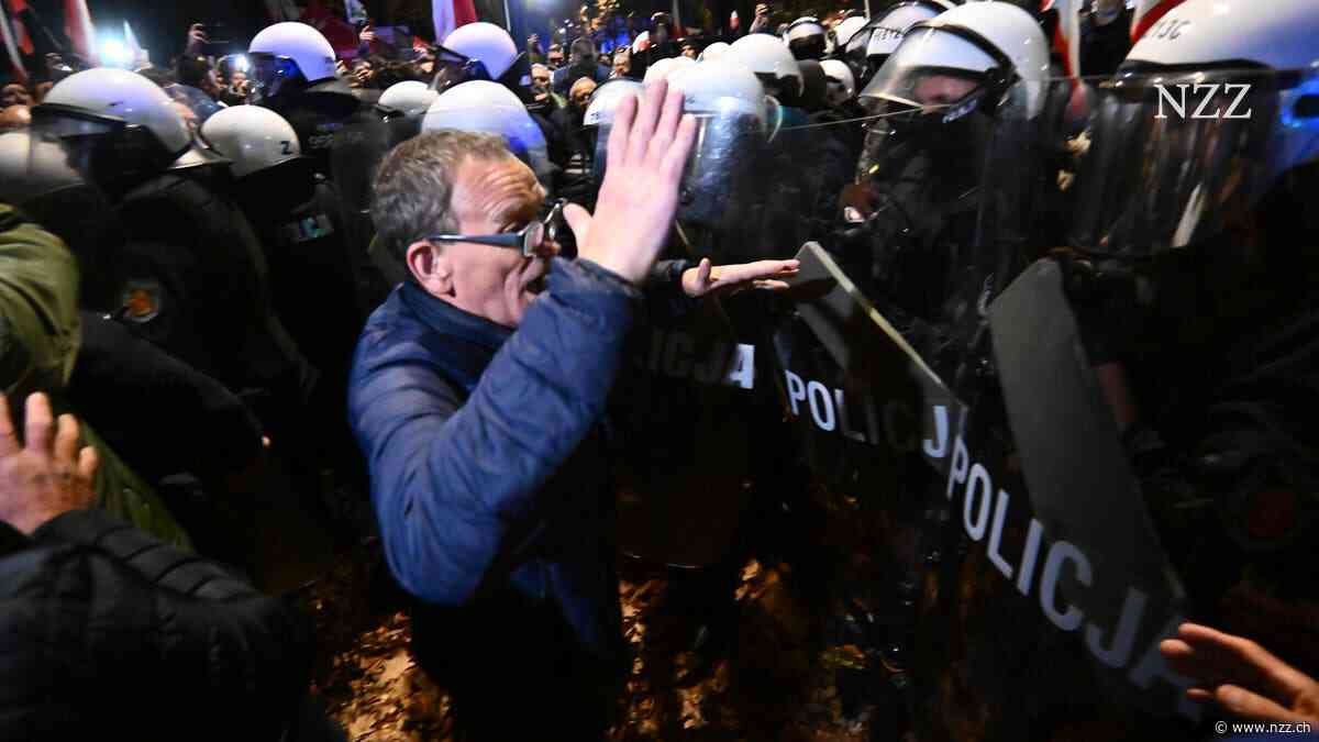 Machtkampf in Warschau: Streit um Polens Verfassungsgericht spitzt sich zu