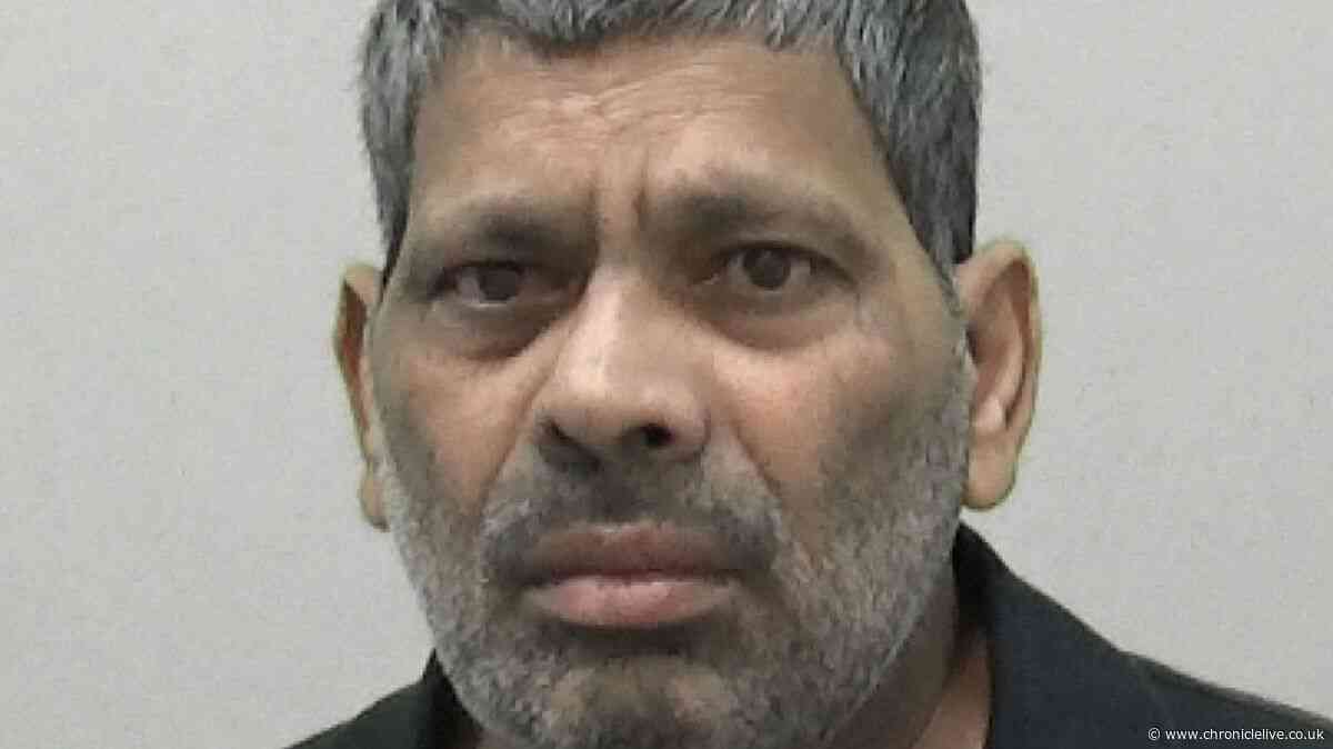 Gateshead man threw butter knife at wife and made death threats when she refused him booze
