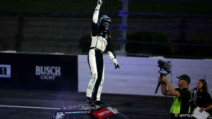 Chandler Smith wins Martinsville as NASCAR Truck title fight tightens