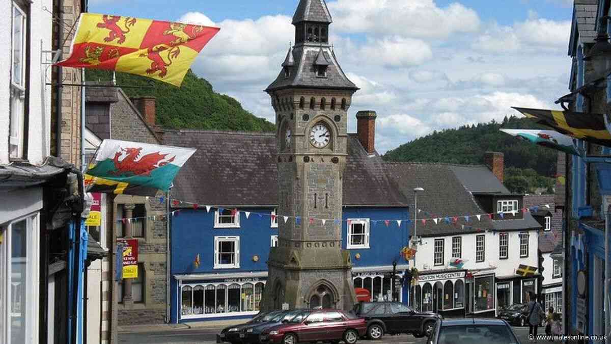 Welsh border town with country pubs and tearooms where you'll walk in the footsteps of a legendary prince