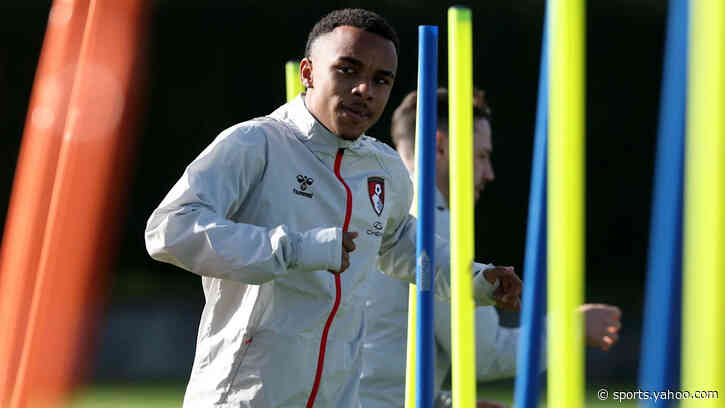 Barcelona face Arsenal and Manchester United competition for 20-year-old French forward – report