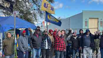 National Steel Car workers on strike in Hamilton nearly 3 months still 'fighting for what's fair,' union says