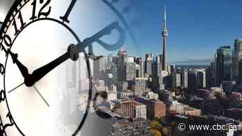 Here’s why only half of Ontario is turning its clocks back this weekend