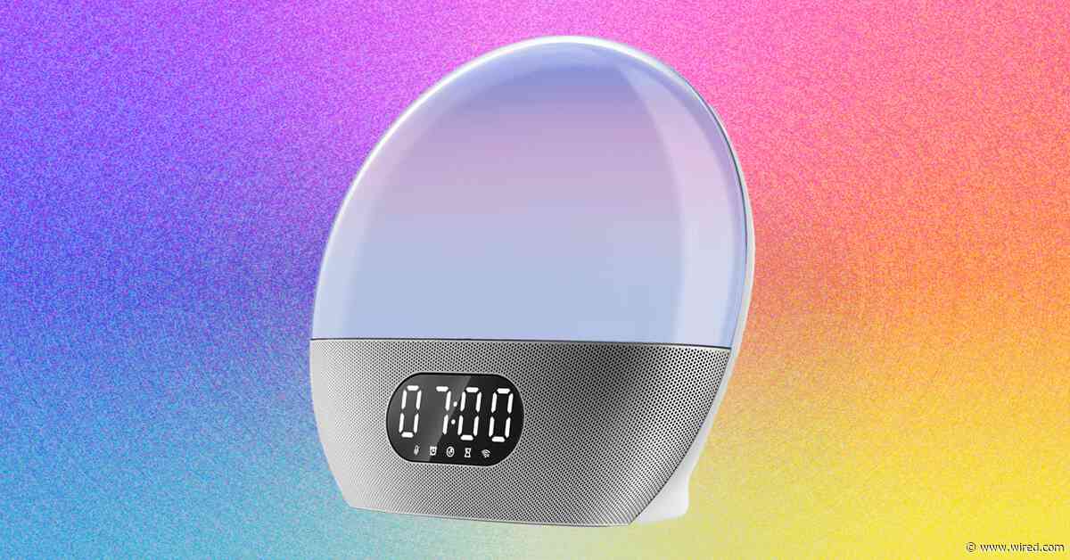 Best Sunrise Alarm Clock (2026): Hatch, Lumie
