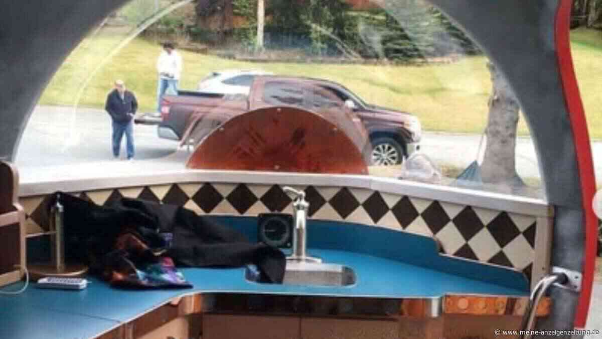 Dieser Wohnwagen sieht aus wie eine Rakete auf Rädern