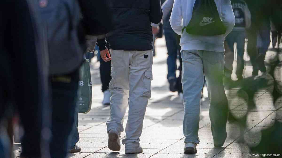 Gen-Z-Proteste: Was die Bundesregierung für die Jugend macht
