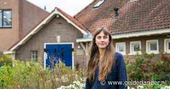 Ze eten samen, delen met zijn zevenen een auto en zijn zielsgelukkig: zo leven de bewoners van deze woongroep