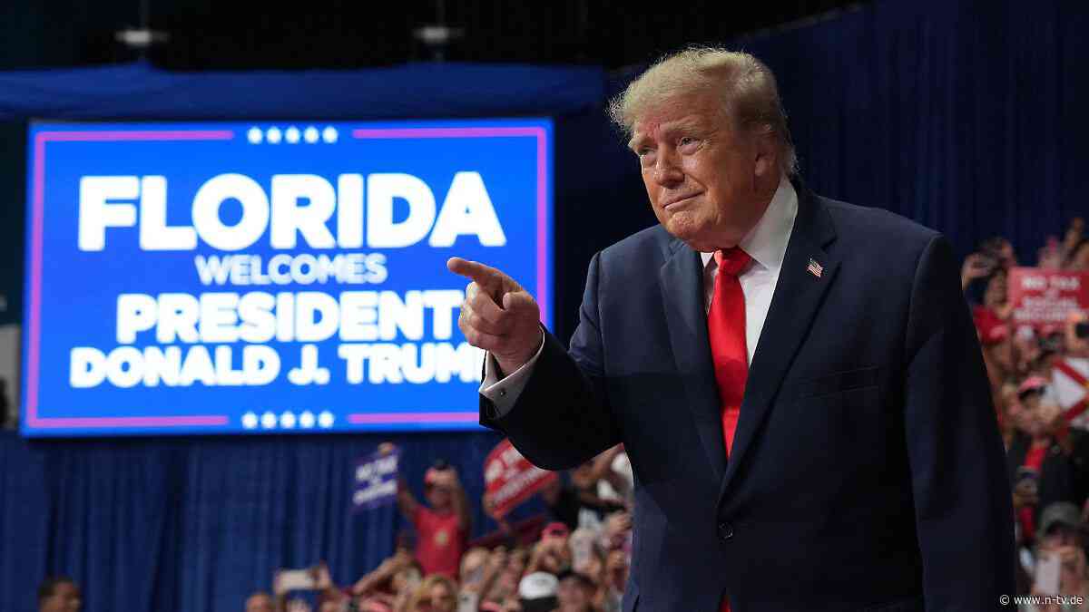 Bei Wahlkampfauftritt in Florida: Trump wettert gegen "Kommunisten" unter Demokraten