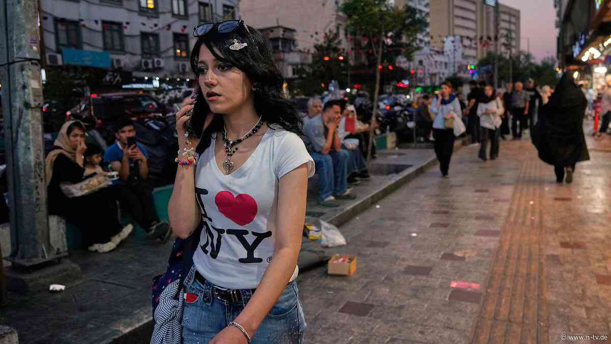 Bleiben oder auswandern?: Irans Generation Z kämpft um ihre Zukunft