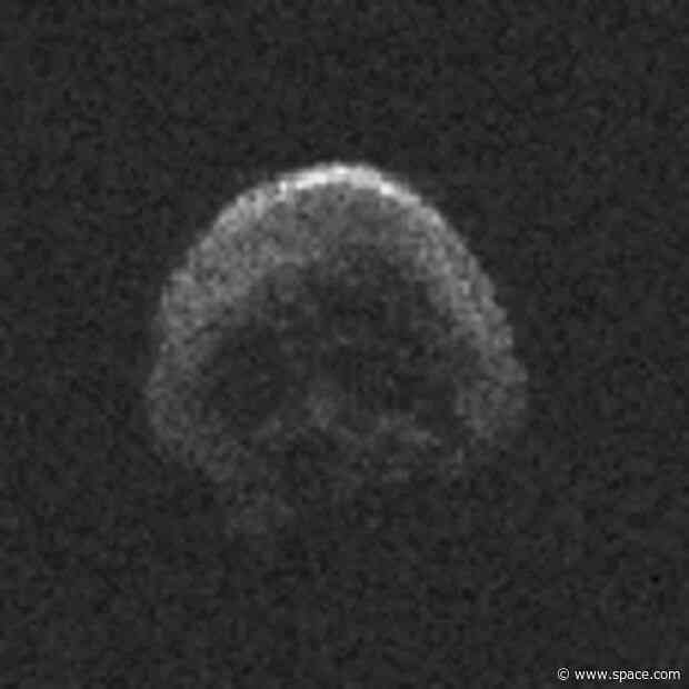 On this day in space! Oct. 31, 2015: Creepy skull-shaped Halloween asteroid flies by Earth, NASA names it the 'Great Pumpkin'