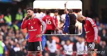 Domme rode kaart oud-Ajacied Martínez tegen Chelsea brengt Carrick dieper in het nauw bij Manchester United