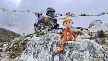 Mr. PG stuffie hikes to Mount Everest base camp with this B.C. adventurer