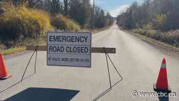 4 dead, 2 in life-threatening condition after single-vehicle crash in Puslinch: OPP