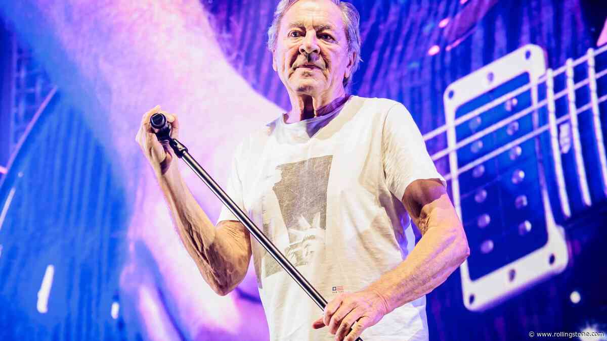 Deep Purple Postpone Concerts After Singer Ian Gillan’s ‘Medical Emergency’